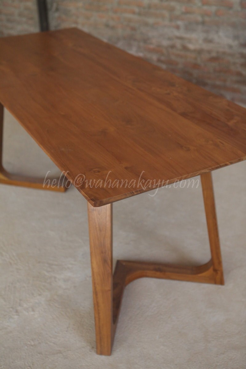 Hands dining table