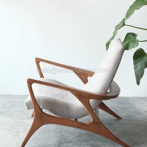 Naura Lounge Chair